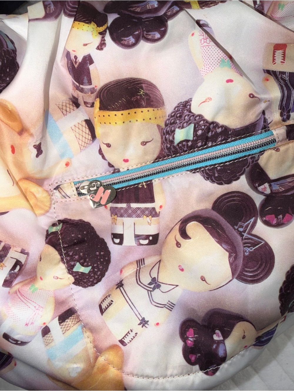 Harajuku Lovers Doll Hobo Bag - Picture 9 of 13